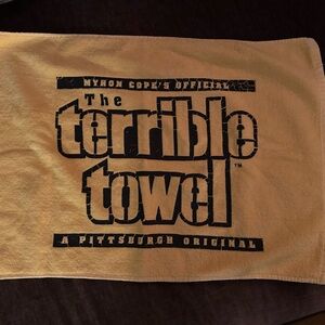 Steeler Terrible Towel in Yellow and Black… Ben Roethlisberger Era!!